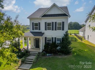 2531 Double Oaks Rd, Charlotte, NC 28206