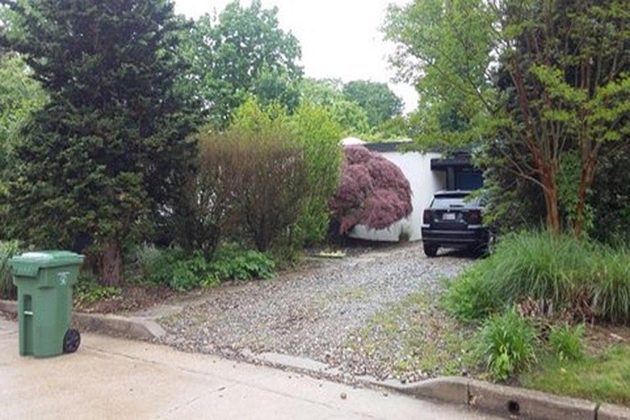 2nd image of 6002 Hunt Club Ln