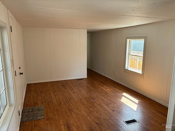 4th image of 10601 N Horseshoe Bend Rd Space 42