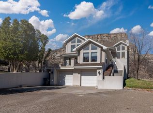 711 Falls View Dr, Twin Falls, ID 83301