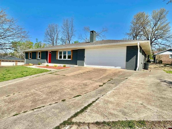 903 E 1st St, Mountain Home, AR 72653