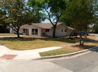 11043 Royal Haven Ln, Dallas, TX 75229