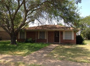 701 S 4th St, Midlothian, TX 76065