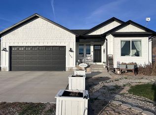 140 S 100 E, Wales, UT 84667