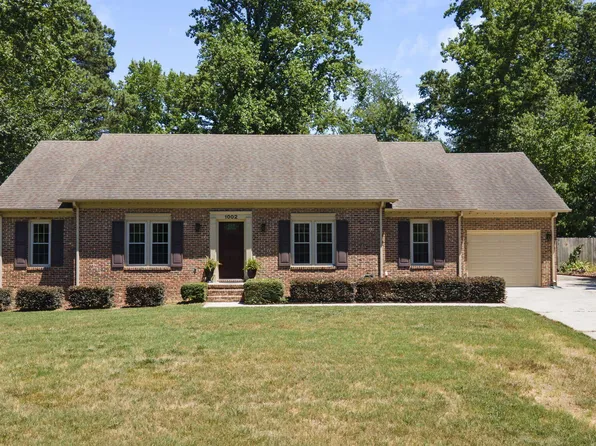 1002 Fair Oaks Ln, Apex, NC 27502