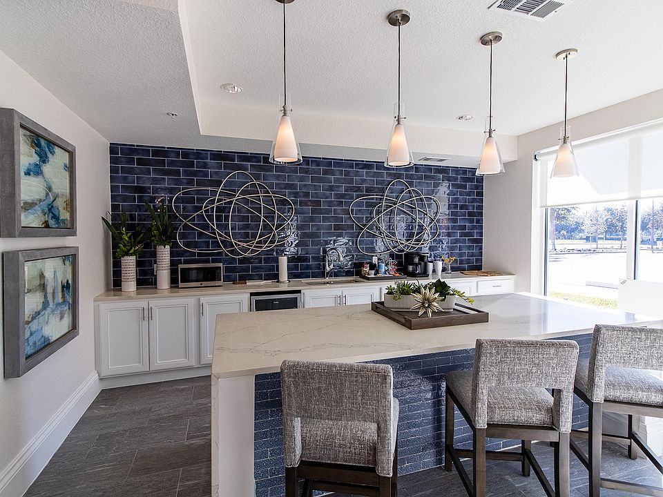 1st image of 2500 Junior St #202