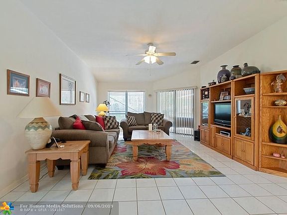 5th image of 1833 NW 96th Ave