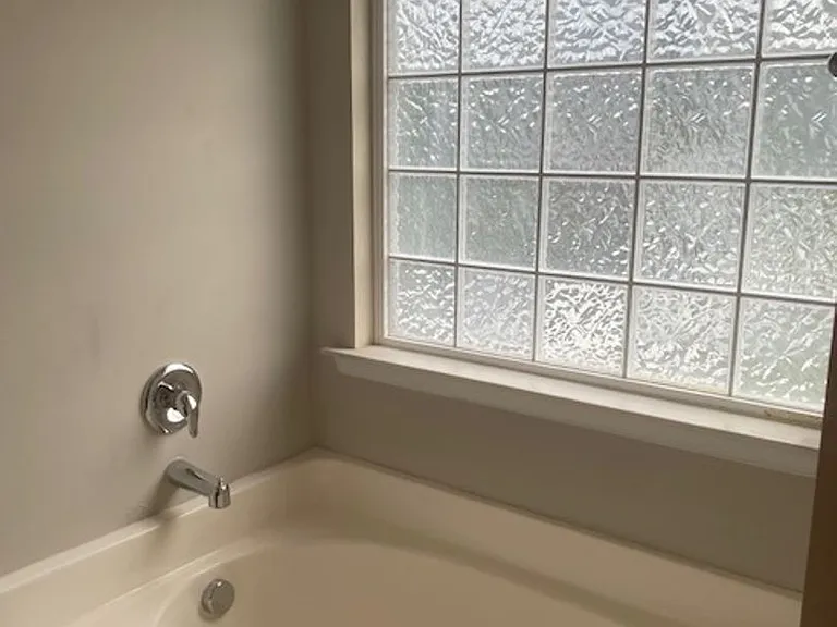 203 Linfoot Ct — Photo 35