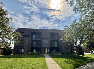 2635 Gateway Ave APT 11, Bismarck, ND 58503