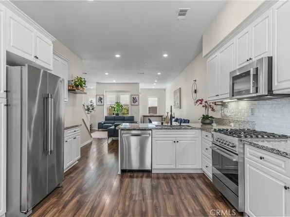 135 Neptune, Irvine, CA 92618