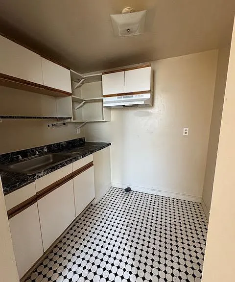 73 Hilldale Ave #5 — Photo 3