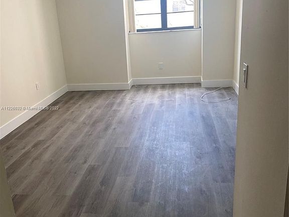 3rd image of 10525 SW 112th Ave APT 303