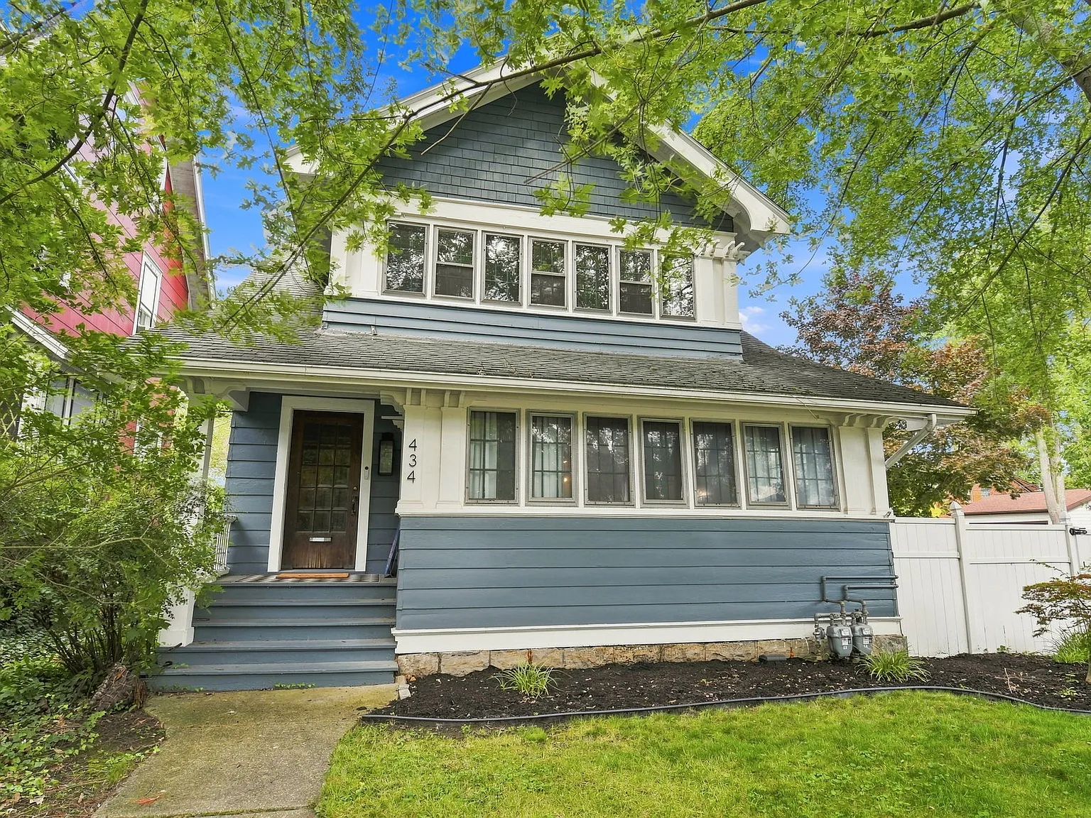 3 bed, 1450 sqft, $2,500 — Photo 1