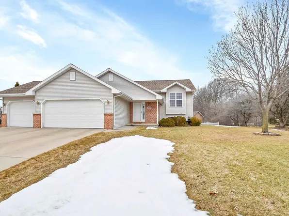 2230 Lawrence Dr, De Pere, WI 54115