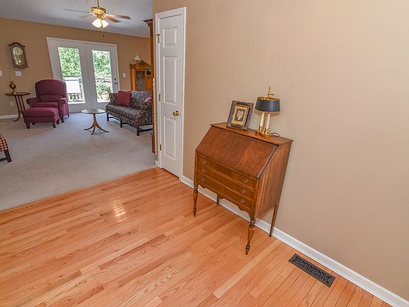 3rd image of 11337 Coventry Ct