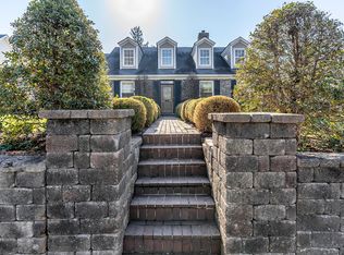 1252 Summit Dr, Lexington, KY 40502