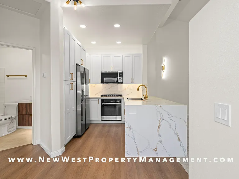 5522 Renaissance Ave #1 — Photo 20