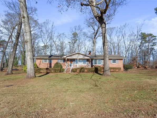 316 Forest Acres Cir, Walhalla, SC 29691