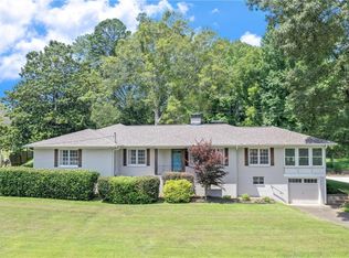 983 Chattahoochee Dr, Gainesville, GA 30501