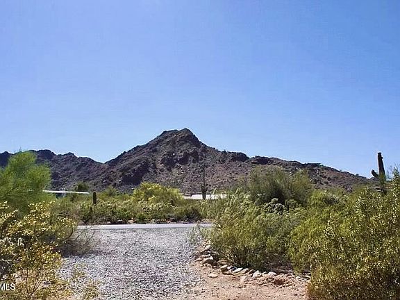 3rd image of 7643 N Ironwood Dr