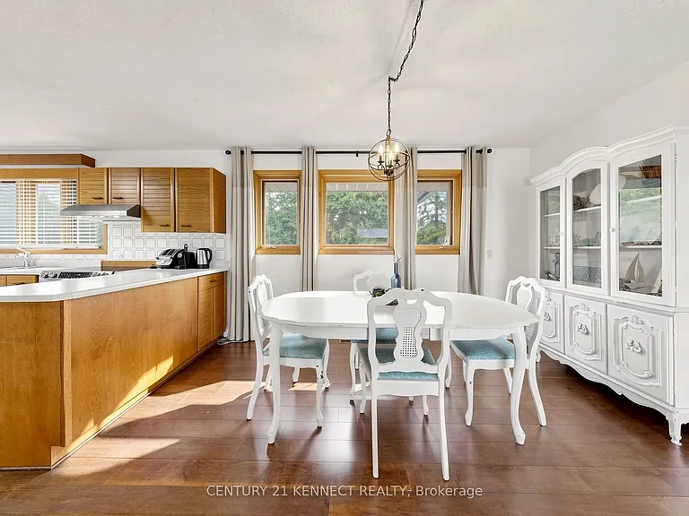 44 Pinewood Blvd — Photo 16