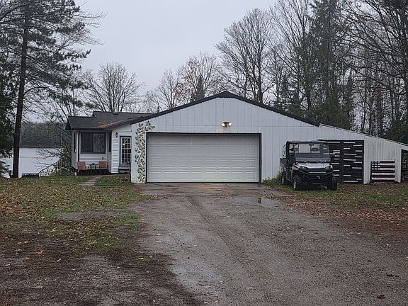 4th image of 31909 Macdougal Bay Rd