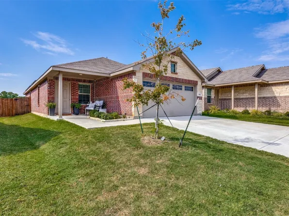 5701 Honey Creek St, Fort Worth, TX 76179