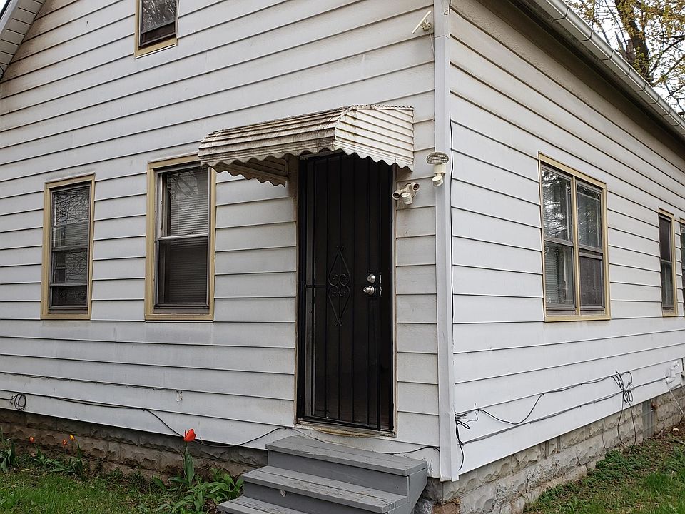 1st image of 3648 E 55th St #3