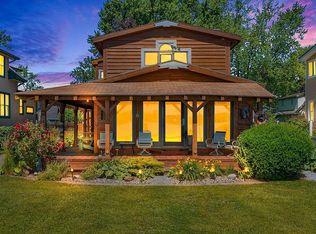 9898 N River Rd, Algonac, MI 48001