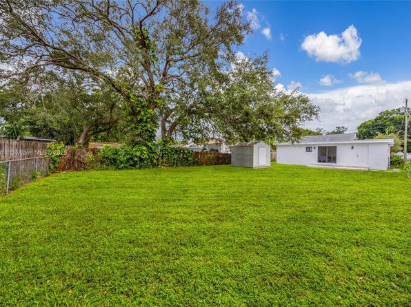 275 NW 97th St