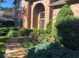 7931 N Beck Rd, Canton, MI 48187