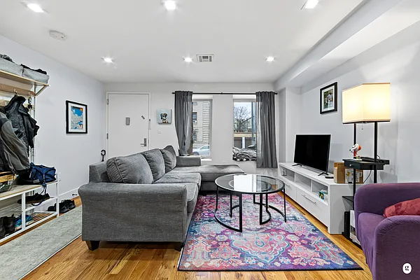 Rented by The Galatz Group | media 20