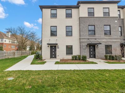 2817 Summers Pl, Troy, MI, 48084