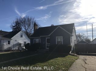 1521 Lenore Ave, Lansing, MI 48910