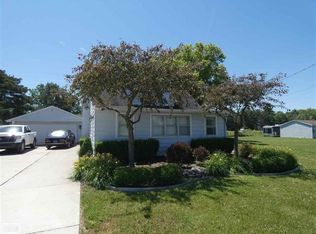 5821 Markel Rd, Cottrellville, MI 48039