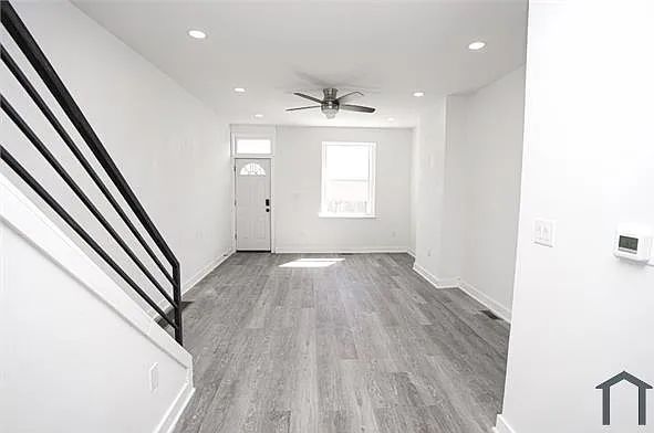 1721 W Lippincott St — Photo 4
