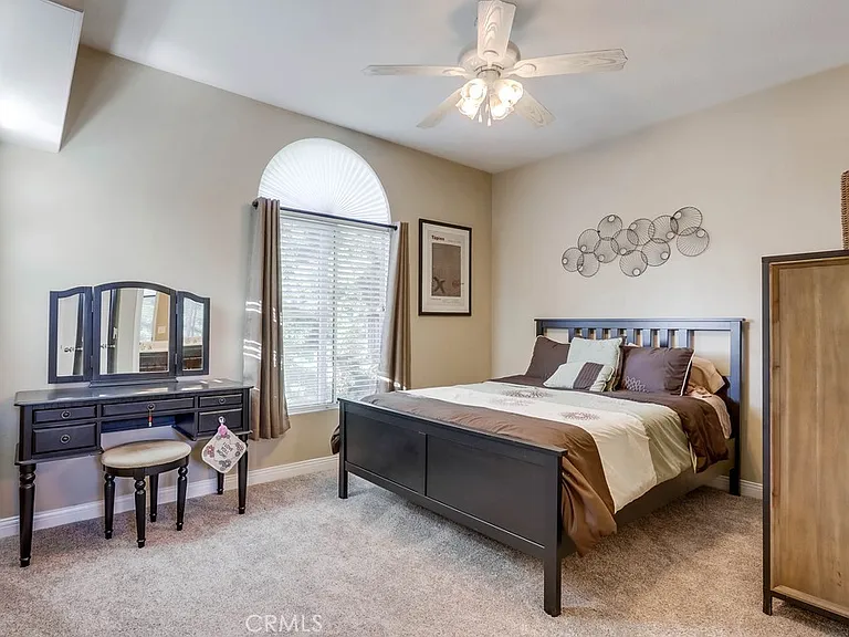 54 Santa Barbara Ct — Photo 22