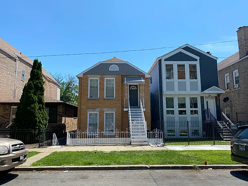 927 W 33rd Pl #1F Photo 1