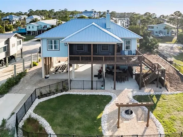 331 Land St, Eastpoint, FL 32328