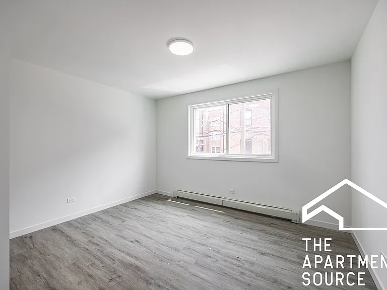 7621 N Sheridan Rd #2G — Photo 10
