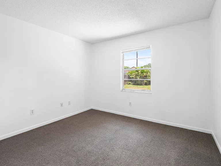 1187 Merrick Ave NW — Photo 18