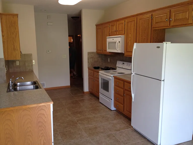 507 Oak Leaf Ct — Photo 6