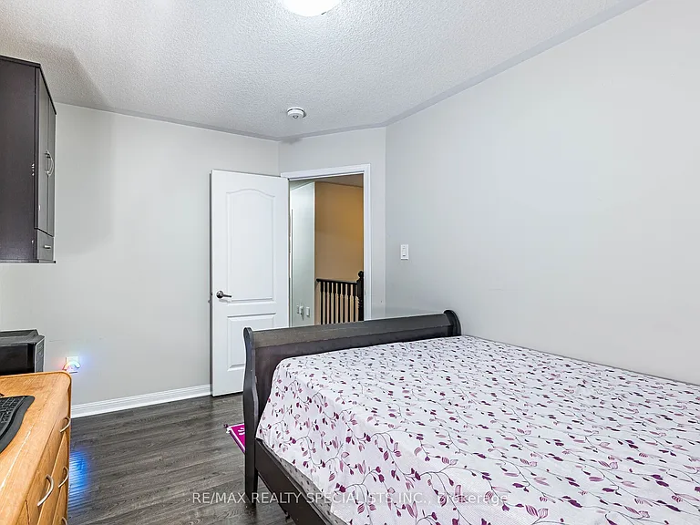 47 Robert Parkinson Dr — Photo 19