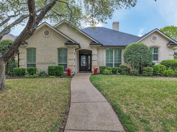 7032 Golden Gate Dr, Fort Worth, TX 76132