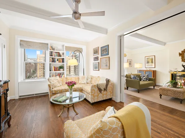 135 East 74th Street 11BC image 3 of 10