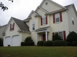 5670 Kennemore Dr, Alpharetta, GA 30004