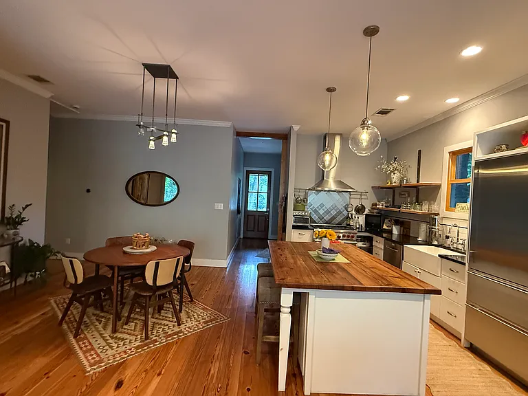 1205 S 6th St — Photo 4