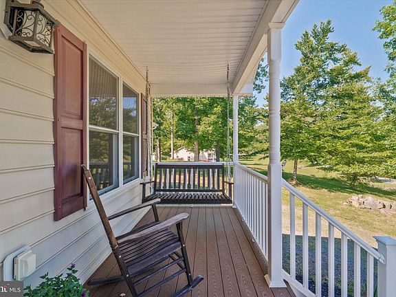 4th image of 5030 Timber Knoll Ln