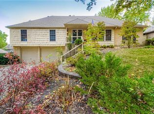 8149 NW Beaman Dr, Kansas City, MO 64151