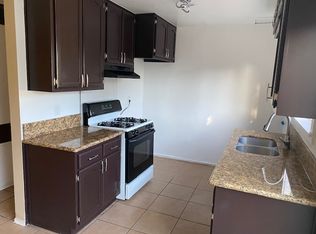 2239 N Buena Vista St, Burbank, CA 91504